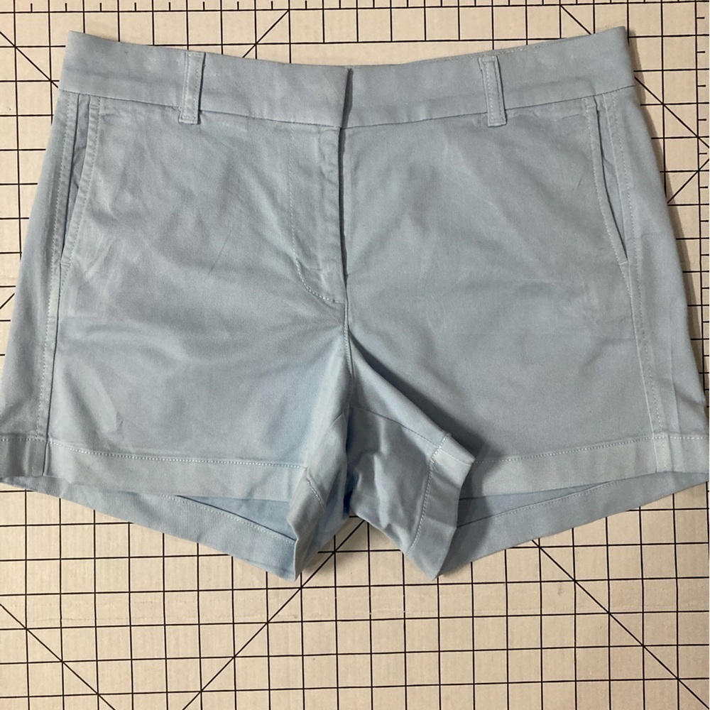 J. Crew Women’s Size 8 Light‎ Blue Flat Front Shorts